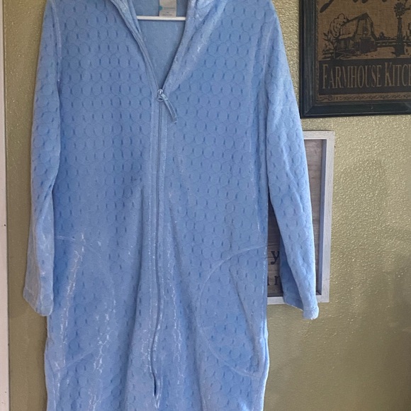 Cozy Blue Robe - Picture 1 of 2